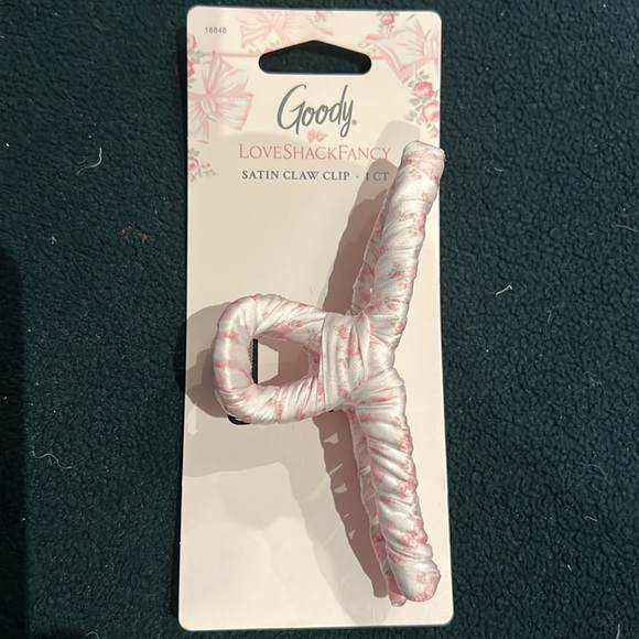 Love Shack Fancy Accessories - Goody X Love Shack Fancy Large Claw Clip- EVERBLOOMING ROSETTES- pink